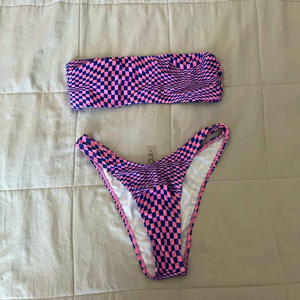 Bathing suit